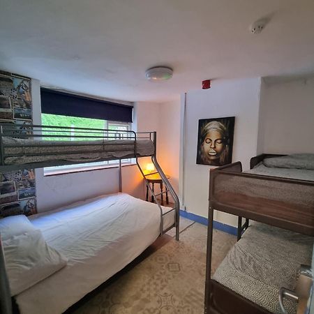 First And Last Youth Hostel دوفر المظهر الخارجي الصورة