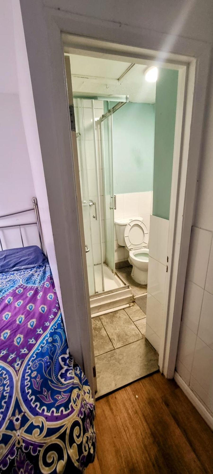 First And Last Youth Hostel دوفر المظهر الخارجي الصورة